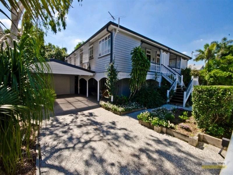 74 Felix Street, Wooloowin QLD 4030