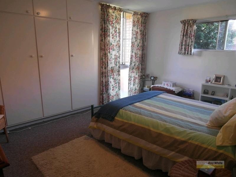 1/102 Windermere Road, Hamilton QLD 4007