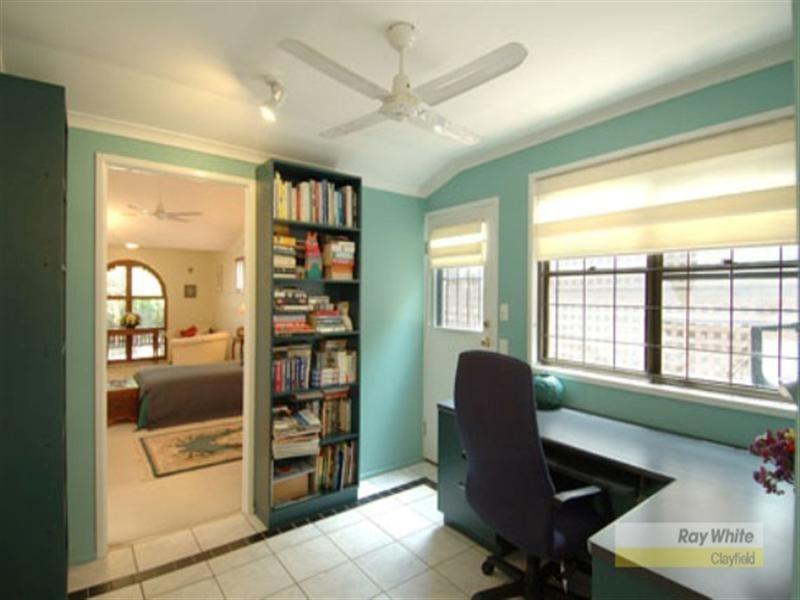 39 Sparkes Avenue, Hamilton QLD 4007