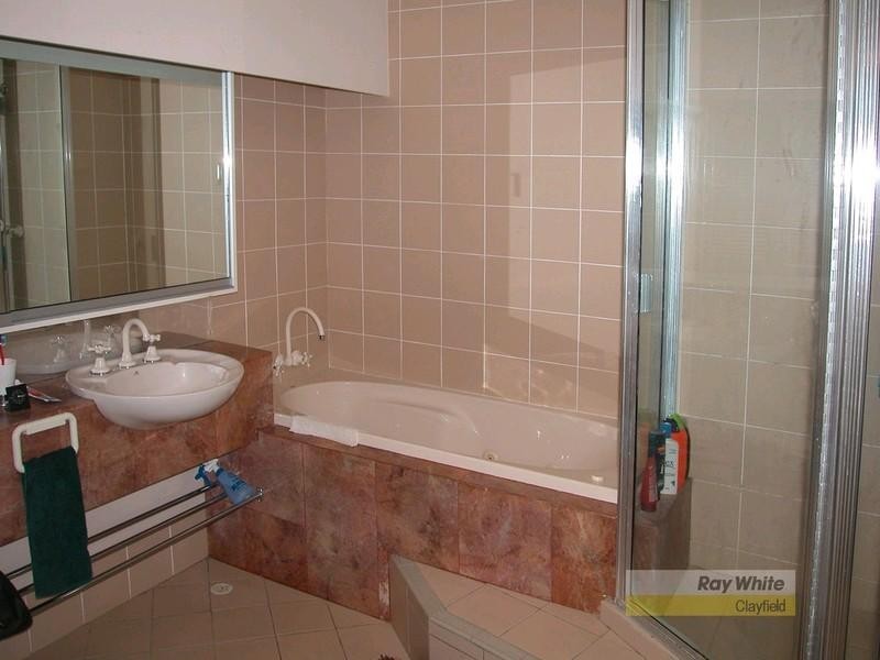 2/24 Balmain Street, Wooloowin QLD 4030