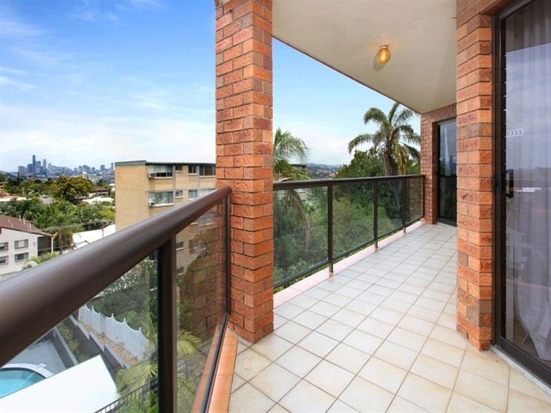 9/18 Victoria Parade, Clayfield QLD 4011