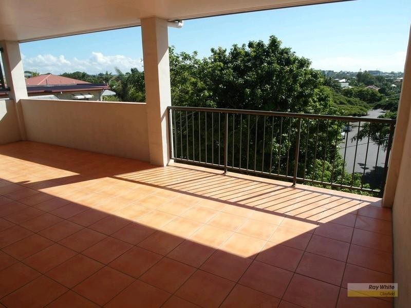 8/53 Collins Street, Clayfield QLD 4011