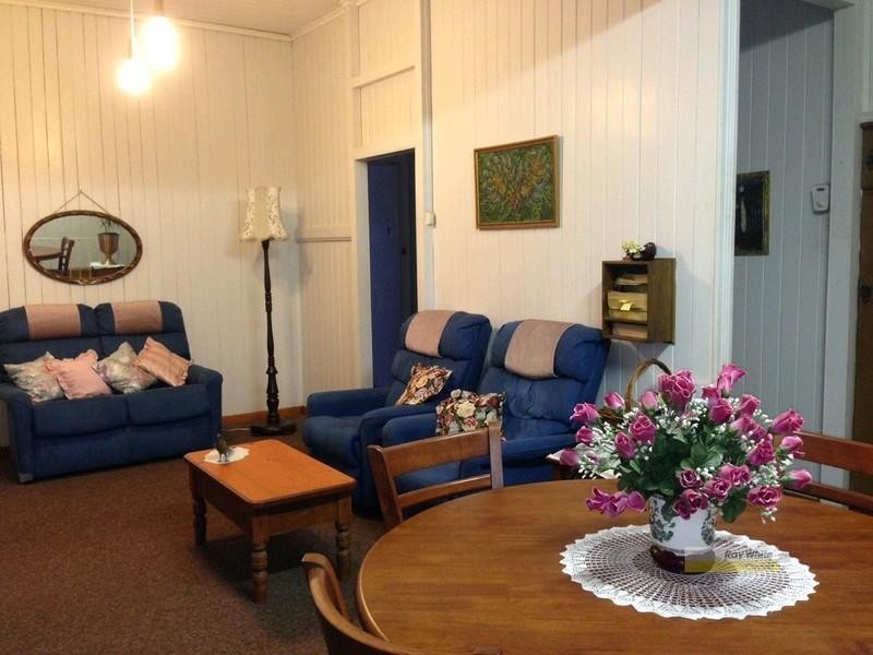 1 Warrawee Street, Toowong QLD 4066