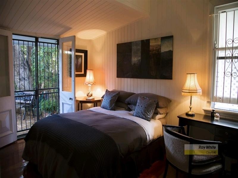 8 Upper Lancaster Road, Ascot QLD 4007