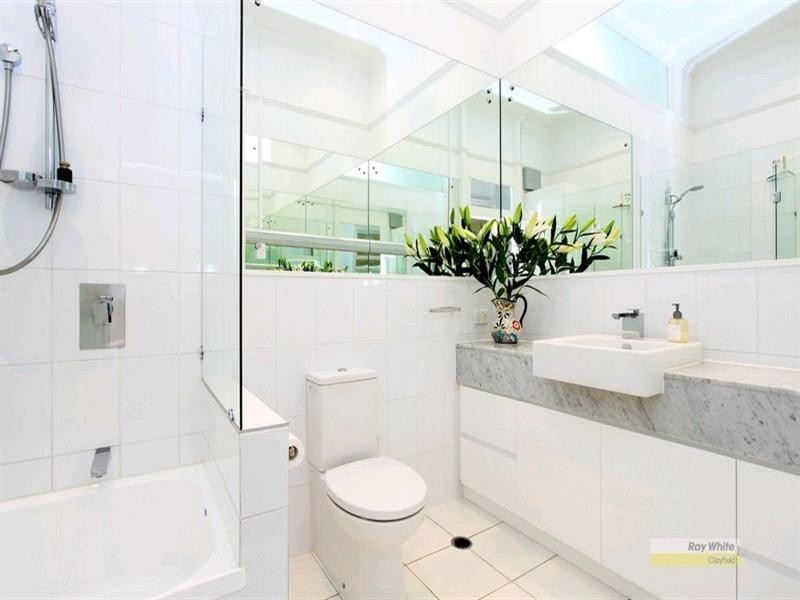 10 Beatrice Terrace, Ascot QLD 4007