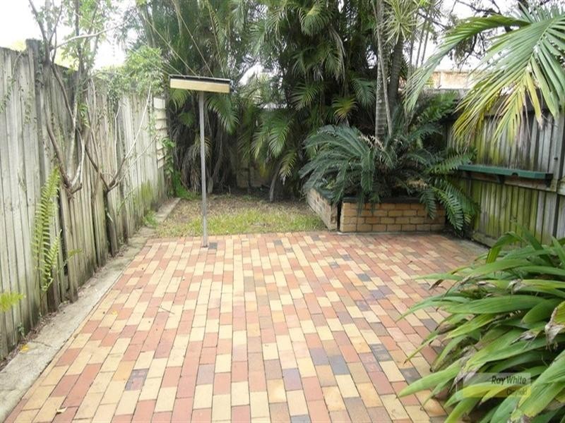 8/121 Allen Street, Hamilton QLD 4007