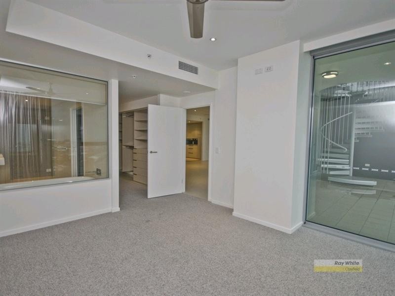 31901/2 Harbour Road, Hamilton QLD 4007