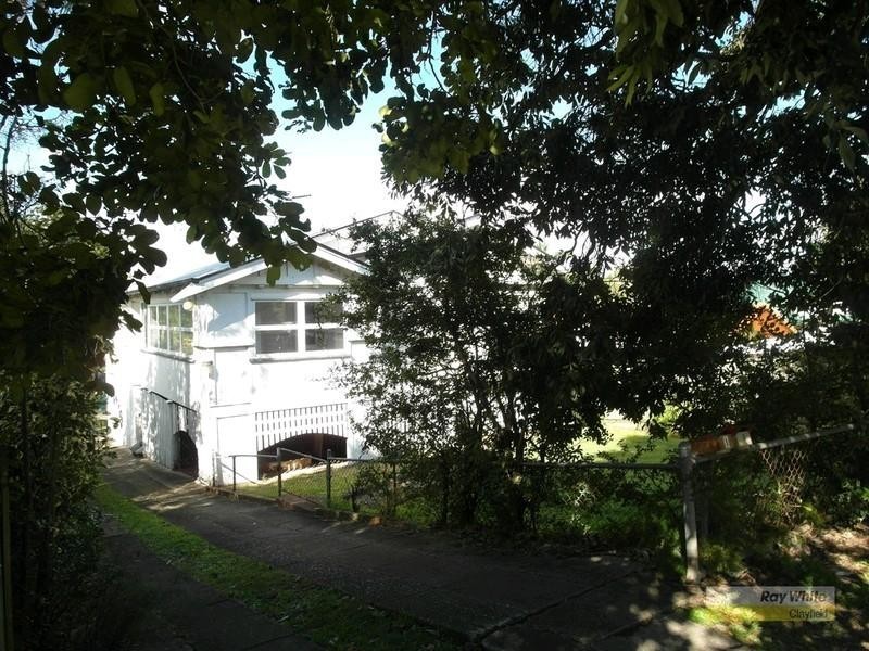 1/7 Charlton Street, Ascot QLD 4007