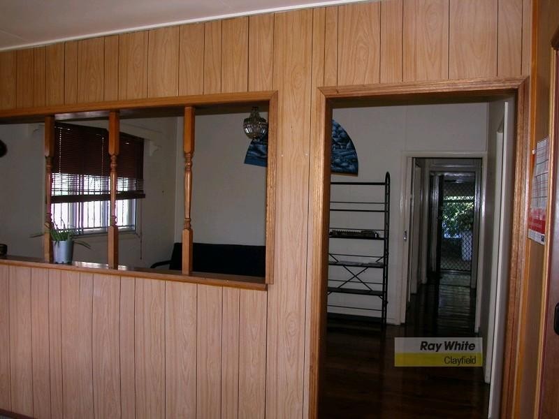 16 Rosemount Terrace, Windsor QLD 4030