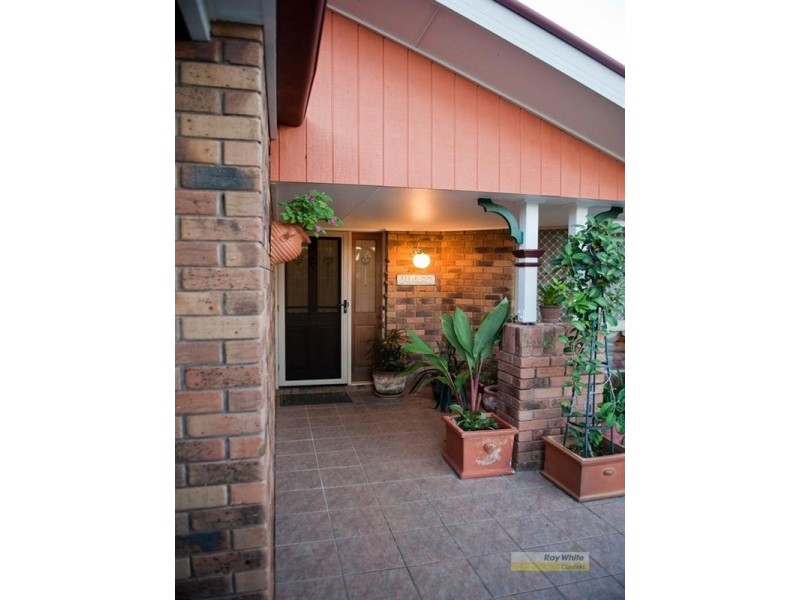 12 Ironwood Court, Arana Hills QLD 4054