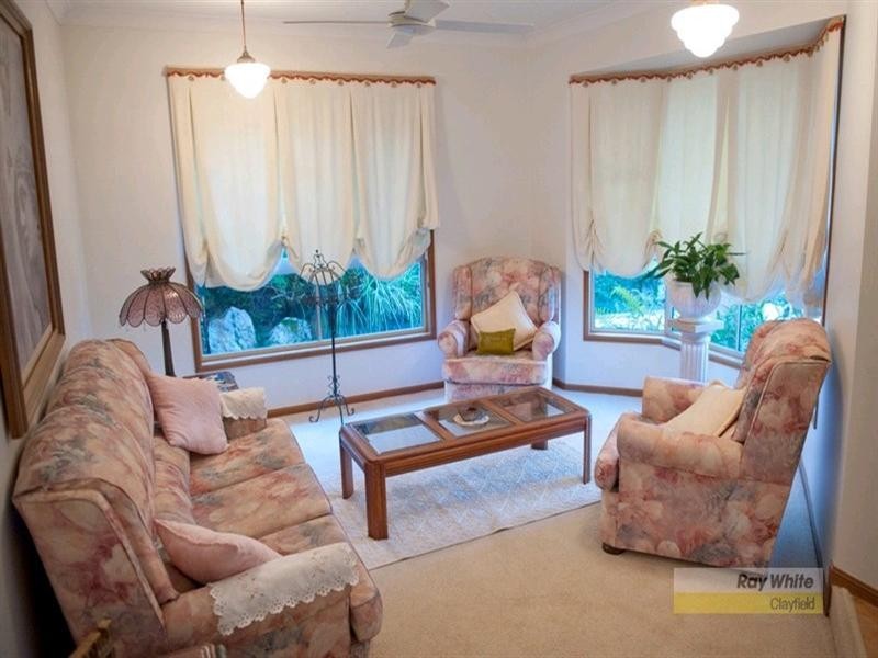 12 Ironwood Court, Arana Hills QLD 4054