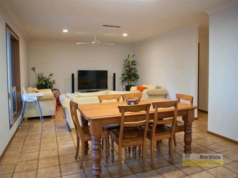 12 Ironwood Court, Arana Hills QLD 4054