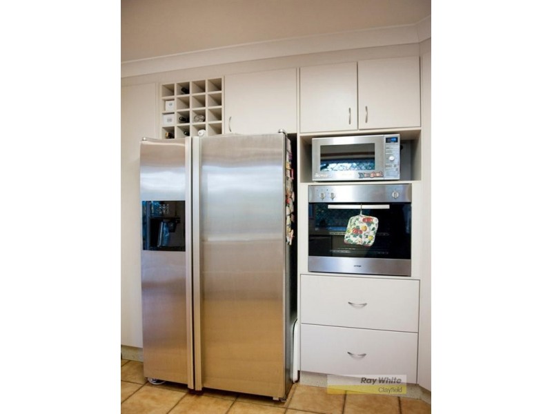 12 Ironwood Court, Arana Hills QLD 4054