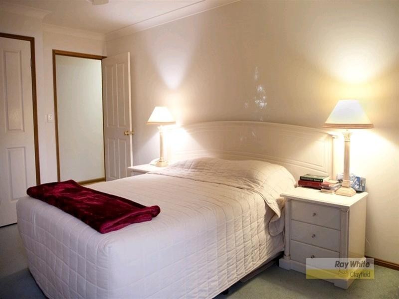 12 Ironwood Court, Arana Hills QLD 4054