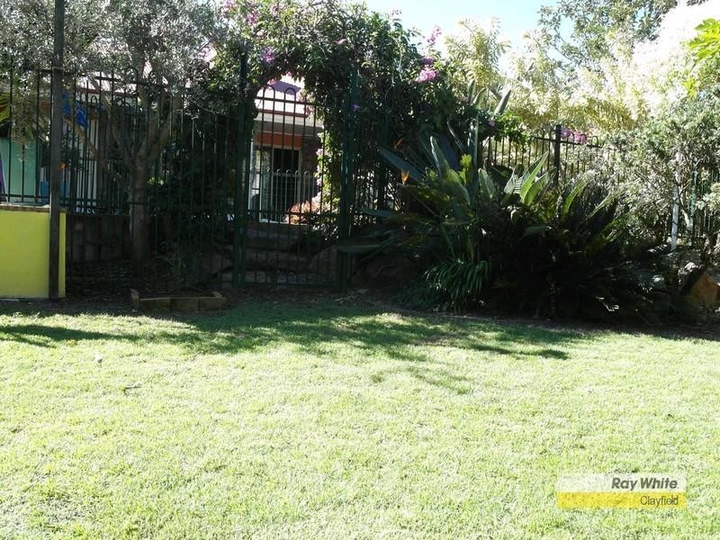 12 Ironwood Court, Arana Hills QLD 4054