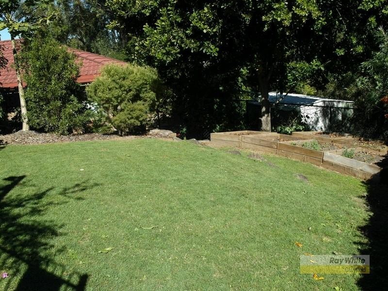 12 Ironwood Court, Arana Hills QLD 4054