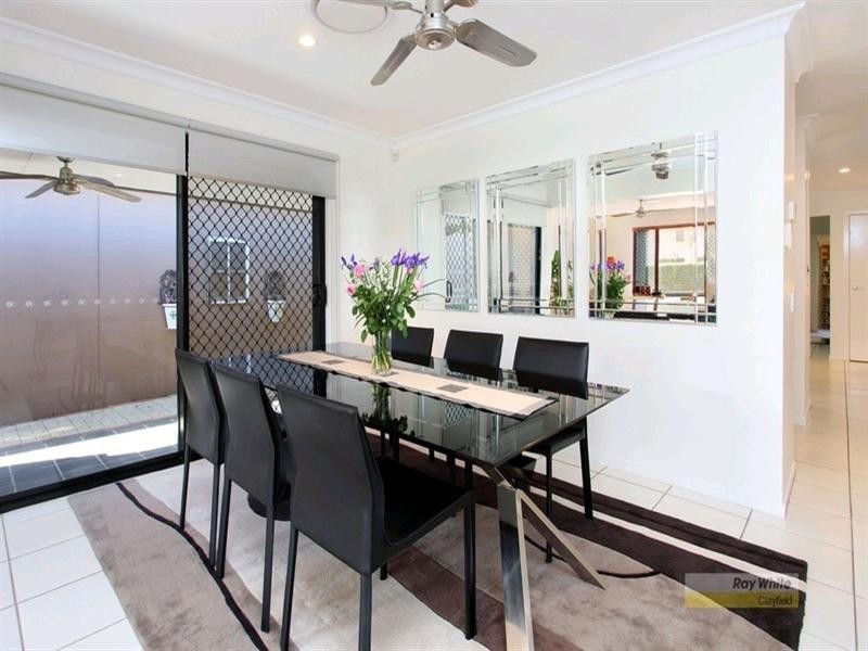 2/80 McIntyre Street, Hendra QLD 4011