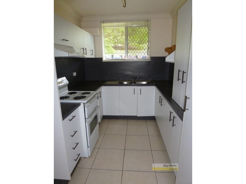 2/25 Robinson Road, Nundah QLD 4012