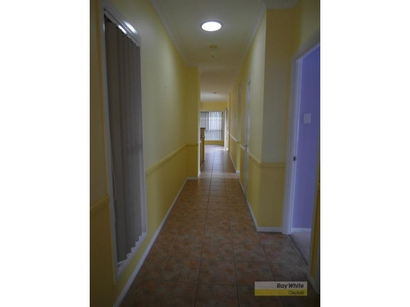 10/10 Nixon Lane, Virginia QLD 4014