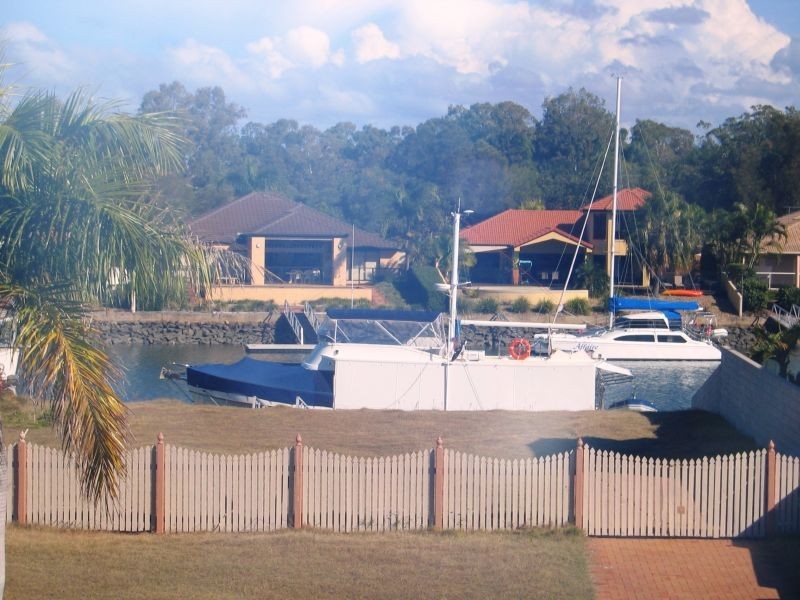 21 Cayman Crescent, Ormiston QLD 4160