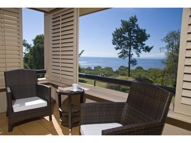 11 Outlook Parade, Ormiston QLD 4160