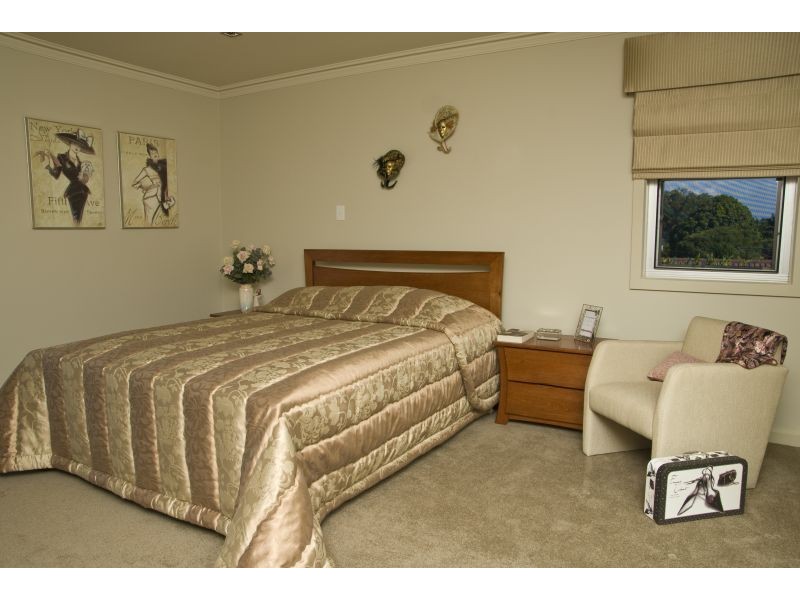 11 Outlook Parade, Ormiston QLD 4160