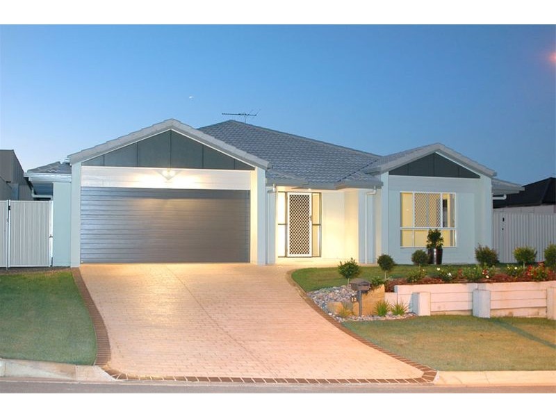 16 George Thorn Drive, Thornlands QLD 4164