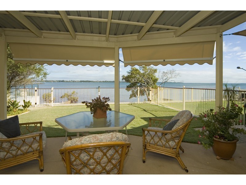 2/200 Shore Street North, Cleveland QLD 4163