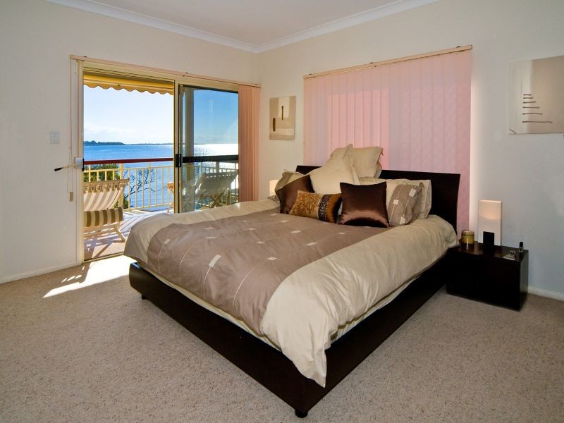 2/200 Shore Street North, Cleveland QLD 4163