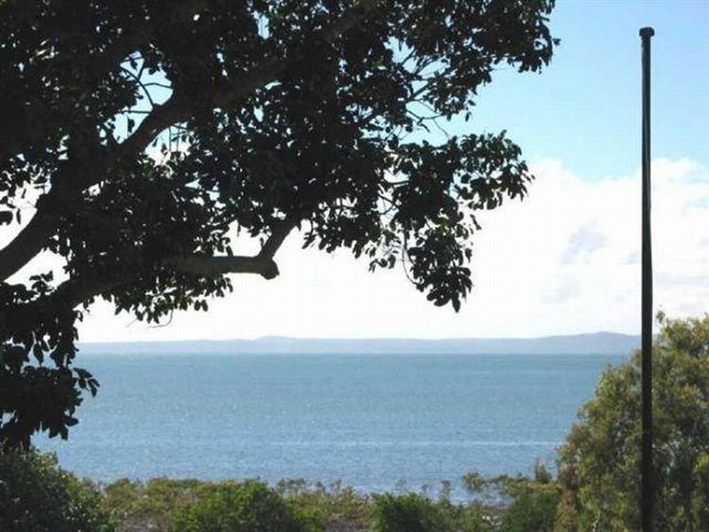 221 Main Road, Wellington Point QLD 4160