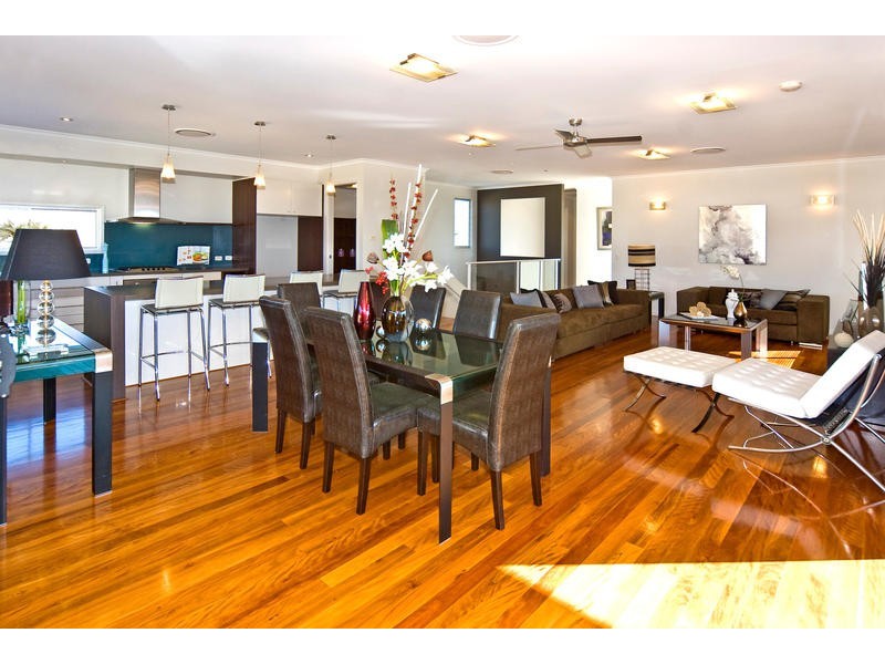 107 Habitat Drive, Redland Bay QLD 4165