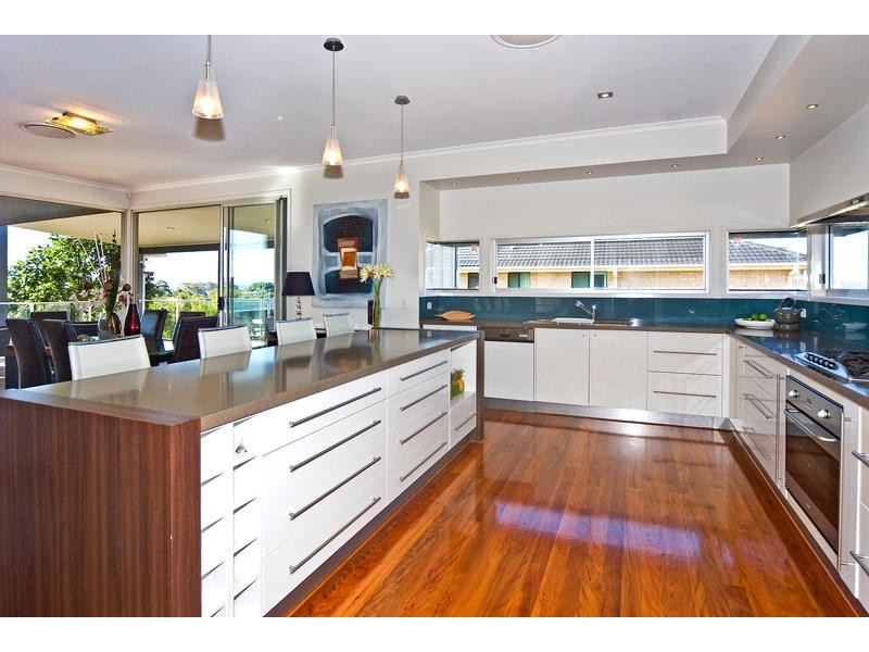 107 Habitat Drive, Redland Bay QLD 4165