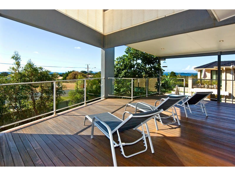107 Habitat Drive, Redland Bay QLD 4165