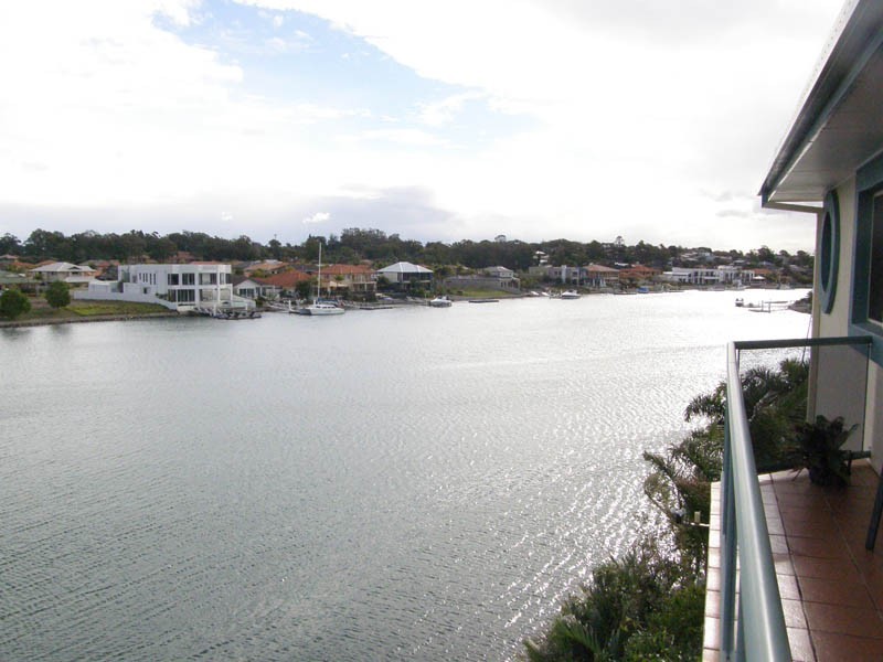 30/12 Esperance Court, Raby Bay QLD 4163