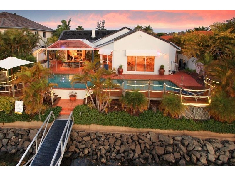 7 Beaufort Court, Raby Bay QLD 4163