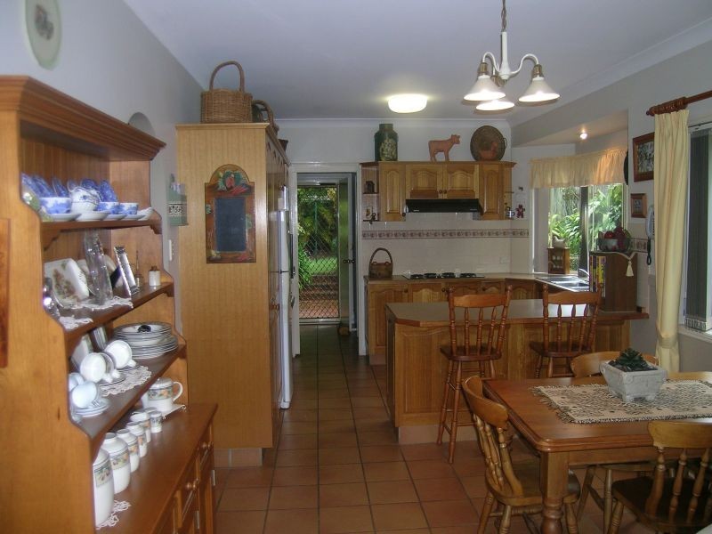 4 Kruger Street, Redland Bay QLD 4165