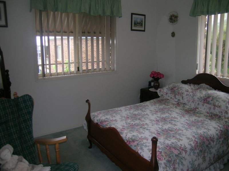 4 Kruger Street, Redland Bay QLD 4165
