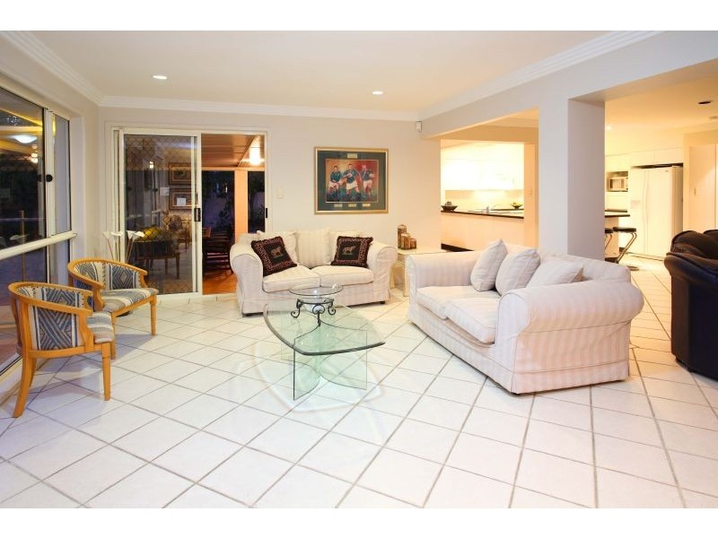 18 Nautilus Drive, Raby Bay QLD 4163