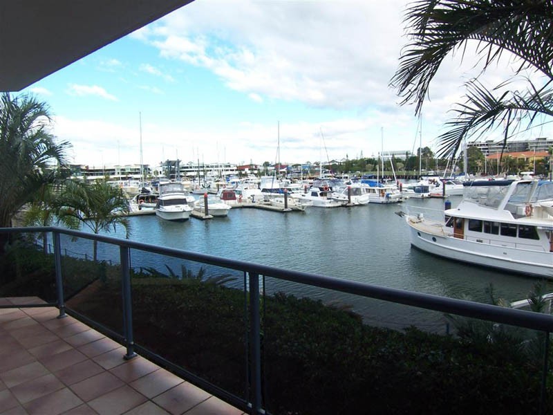 13/13 Esperance Court, Raby Bay QLD 4163