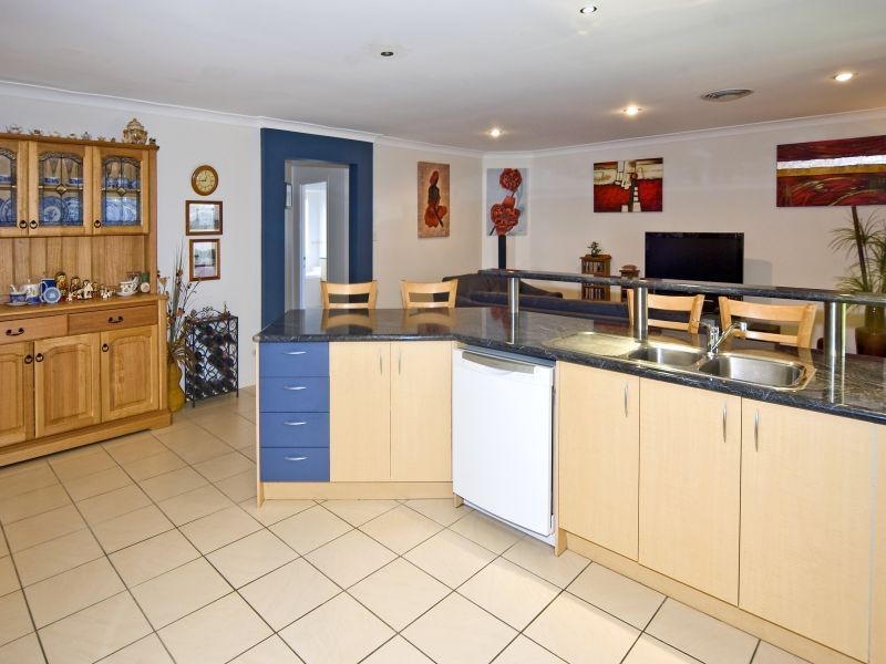 14 Rachel Place, Thornlands QLD 4164