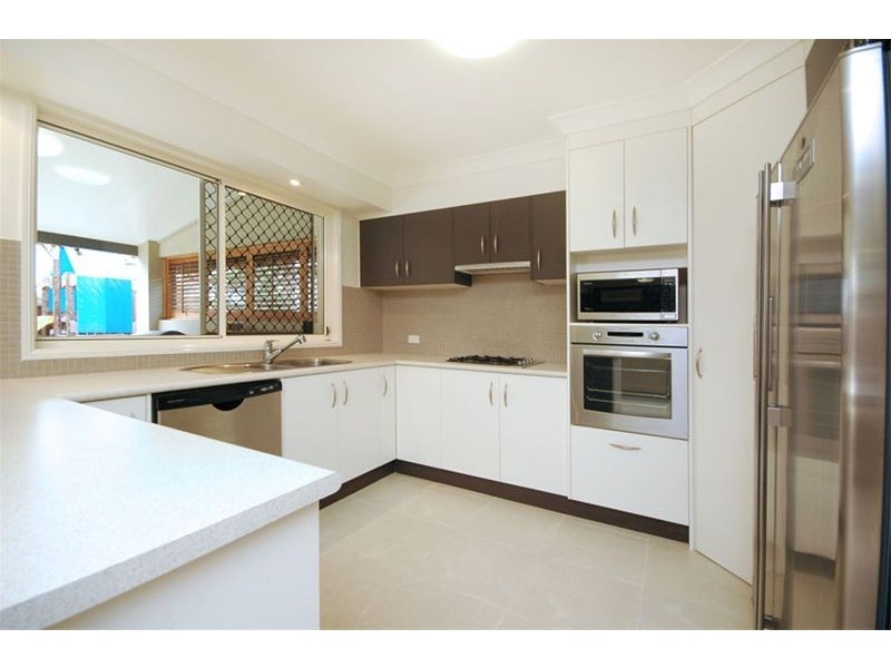 10 Hansen Court, Ormiston QLD 4160