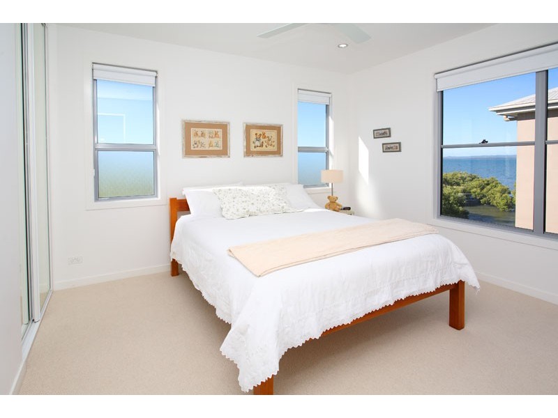 171 Shore Street North, Cleveland QLD 4163