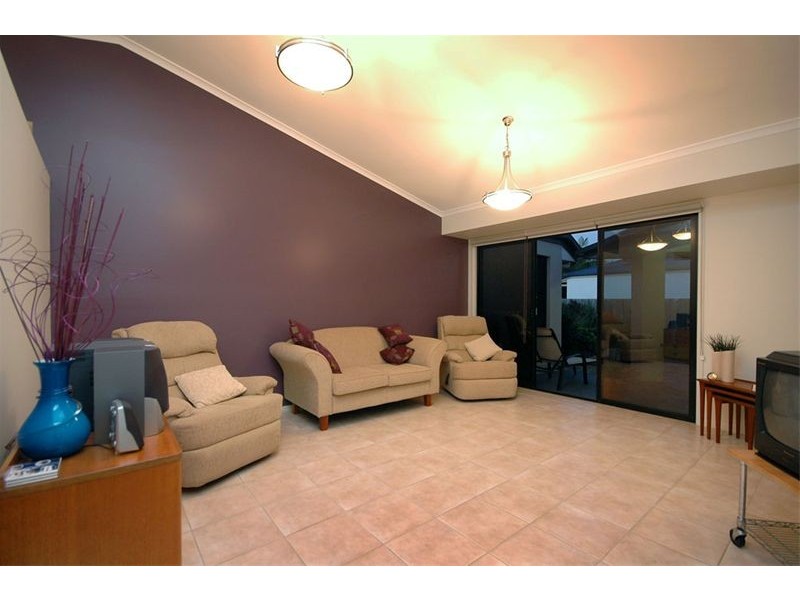 61 Salisbury Street, Redland Bay QLD 4165