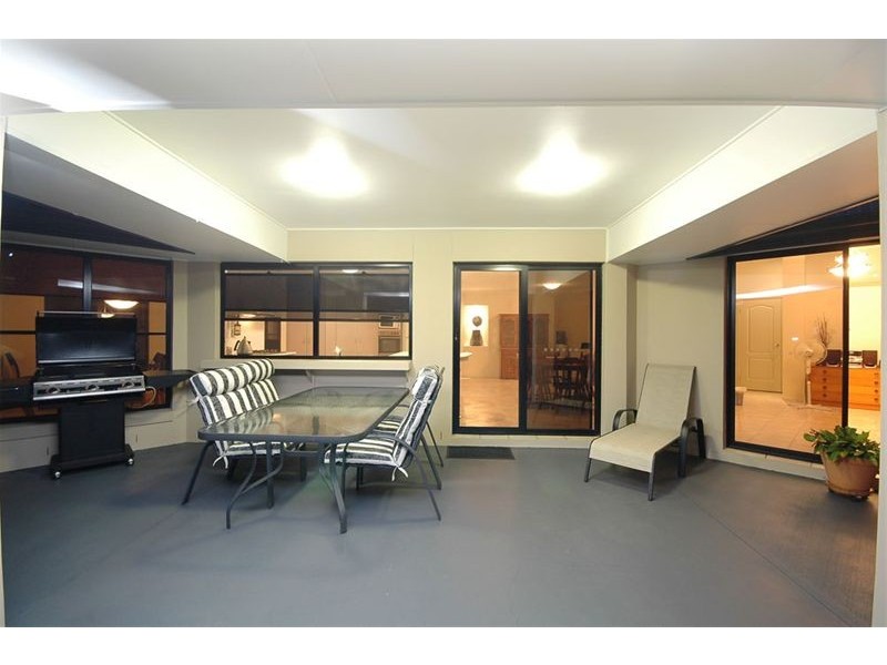 61 Salisbury Street, Redland Bay QLD 4165