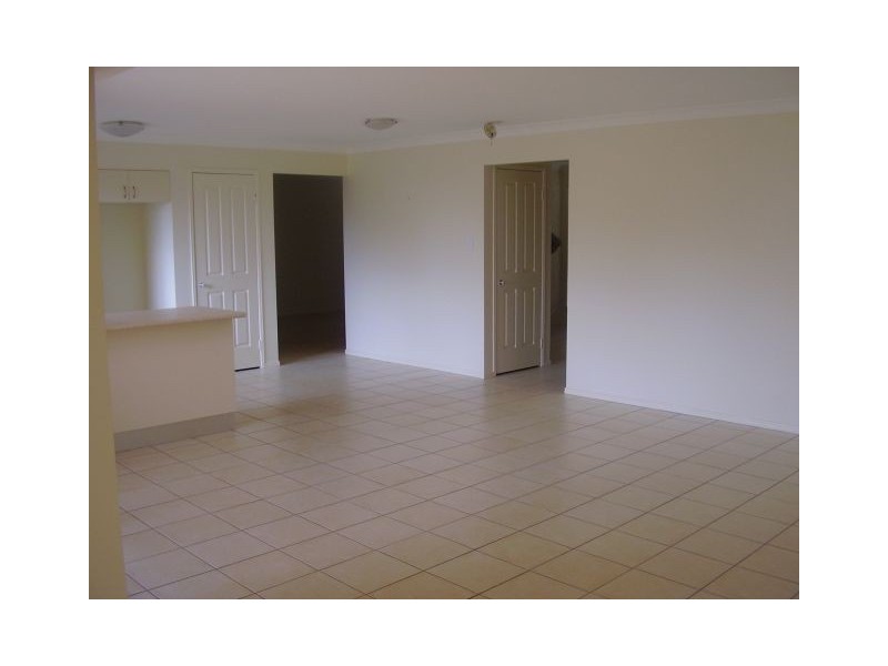 334 Bloomfield Street, Cleveland QLD 4163