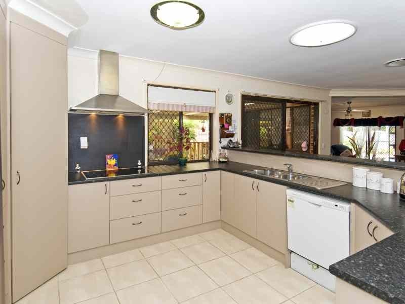 2 Benjamin Court, Cleveland QLD 4163