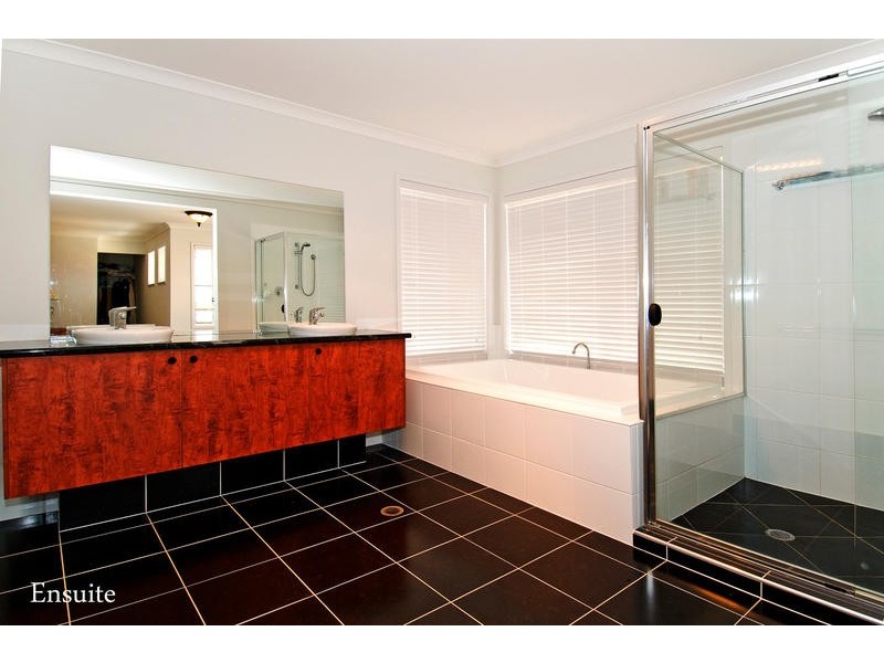 5 Ingot Close, Thornlands QLD 4164