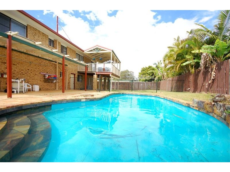 9 Castle Court, Alexandra Hills QLD 4161