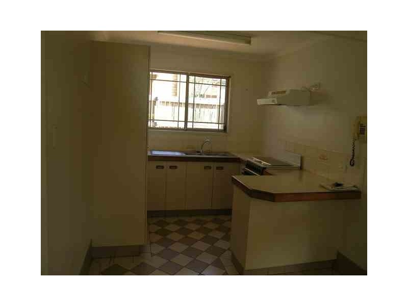 2/97 Wynyard Street, Cleveland QLD 4163