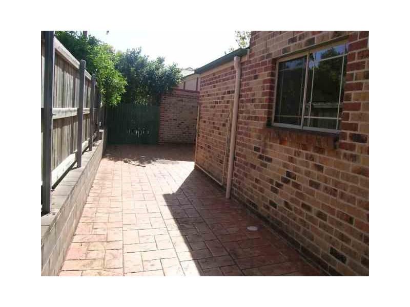 2/97 Wynyard Street, Cleveland QLD 4163